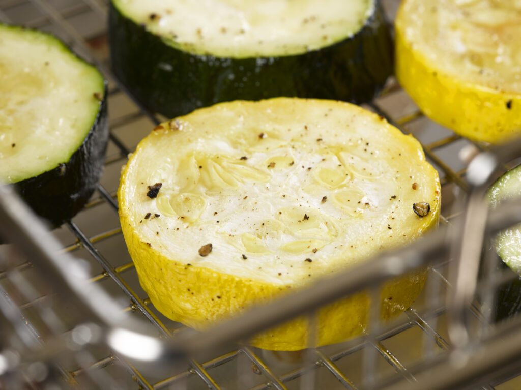 Yellow and green squash in Basquettes